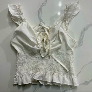 SHEIN junior’s cute white crop top never worn size medium